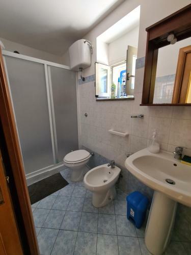 Casa Luminosa Con Patio