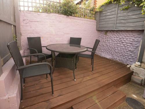 Pass The Keys Perfect Location Family Getaway, Walk Everywhere
