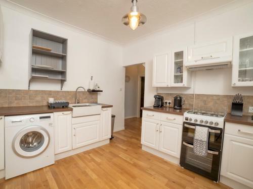 Pass The Keys Perfect Location Family Getaway, Walk Everywhere
