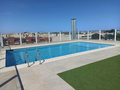 Apartamento Con Piscina Cerca De La Playa