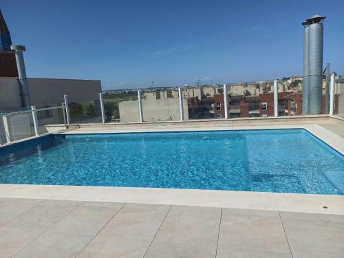 Apartamento Con Piscina Cerca De La Playa