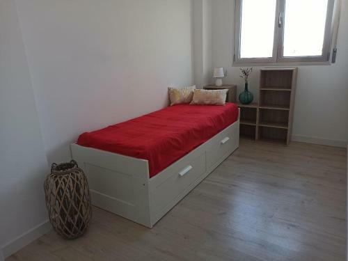 Apartamento Con Piscina Cerca De La Playa