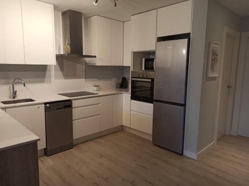 Apartamento Con Piscina Cerca De La Playa