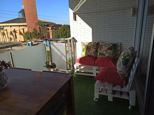 Apartamento Con Piscina Cerca De La Playa