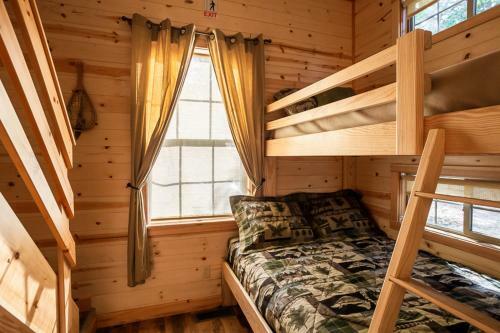 Hotel Pine Haven