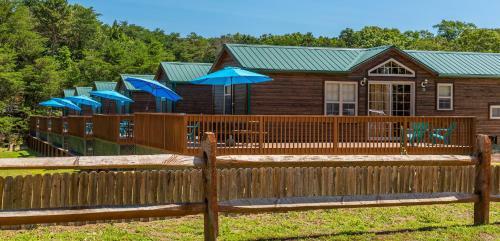 Hotel Pine Haven