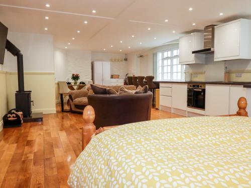 The Carew Lodge
