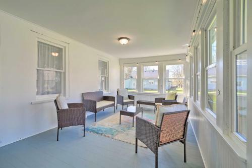 Charming Sodus Point Getaway With Lake Views!