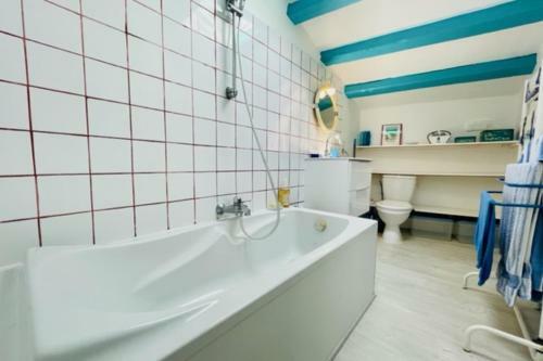 House R�taise With Garden Close To The Sea