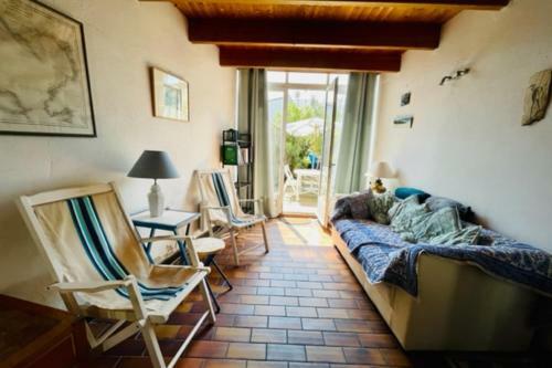 House R�taise With Garden Close To The Sea
