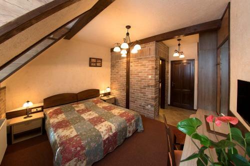Hostal Fam�lia Vend�gh�z
