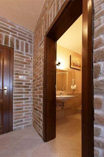 Hostal Fam�lia Vend�gh�z