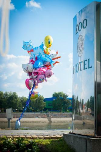 Hotel Zoo