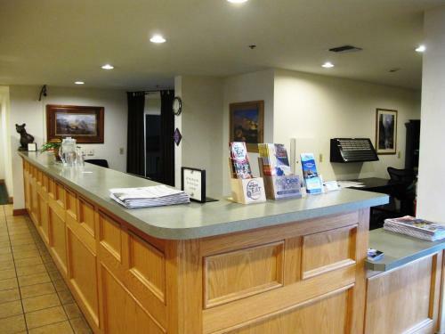 Sugarloaf Mountain Motel