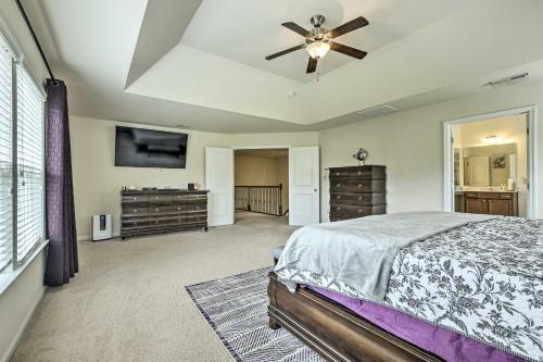 Lovely Durham Home With Screened Porch And Patio!