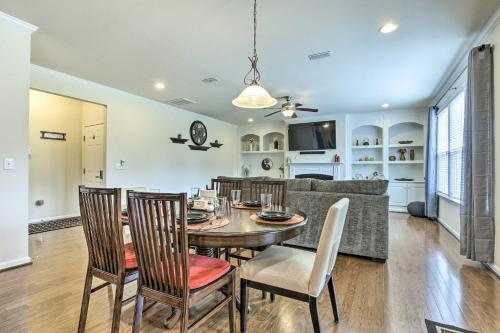 Lovely Durham Home With Screened Porch And Patio!