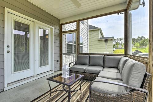 Lovely Durham Home With Screened Porch And Patio!