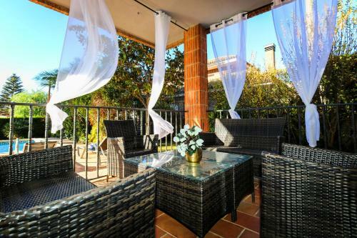Geranis Villa Planet Costa Dorada