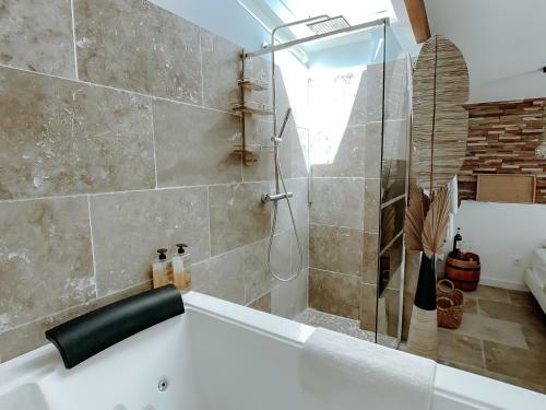Apartamento Superbe Chambre Romantique Avec Spa Priv�