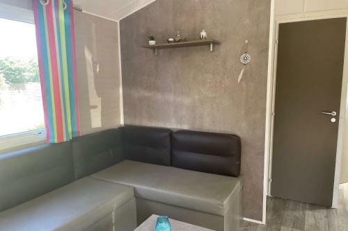 Mobile Home Of 30 M With Wifi-garden And Pool