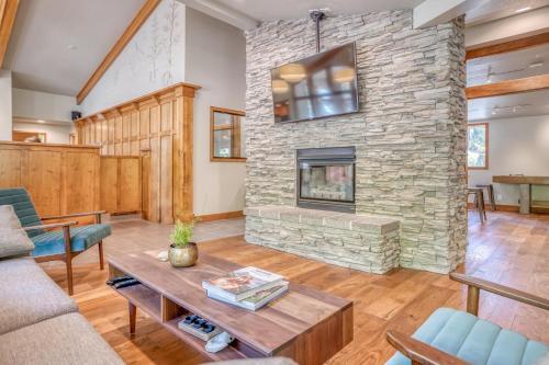 Hotel River Ridge 324b