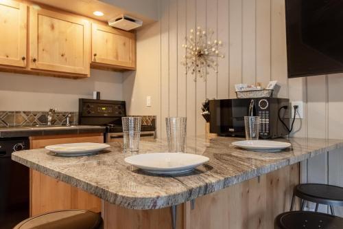 Ski House 225