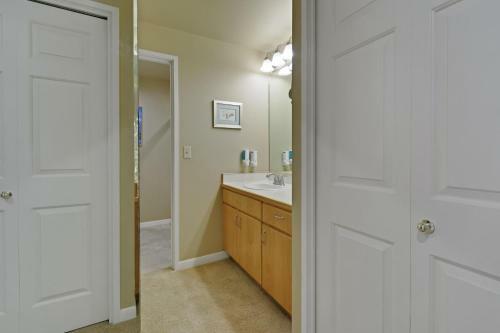 Hotel River Ridge 427b