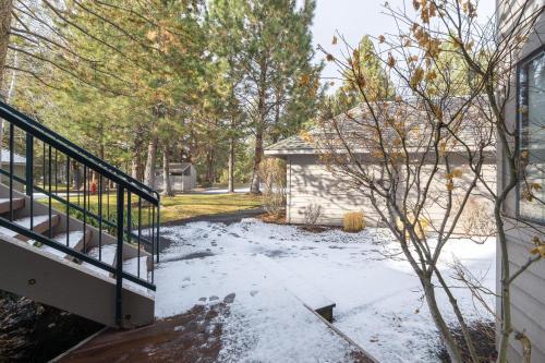 Hotel River Ridge 327b