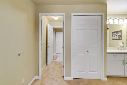 River Ridge 424ab