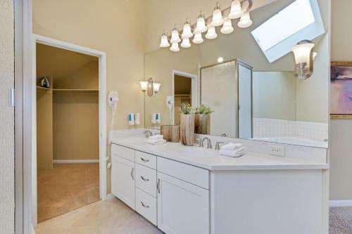 River Ridge 424ab