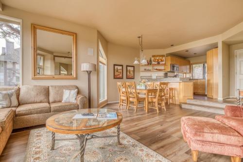 River Ridge 331ab