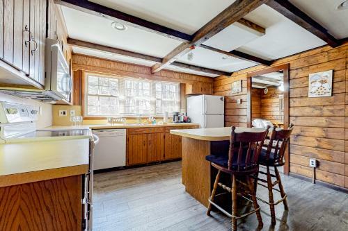 Calm Crest Chalet