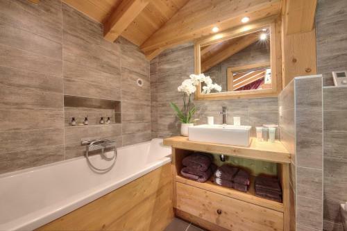 Beautiful Chalet In Les Houches Chamonix