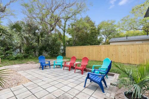 208 W Ashley - Central Location - 2 Mins To The Beach