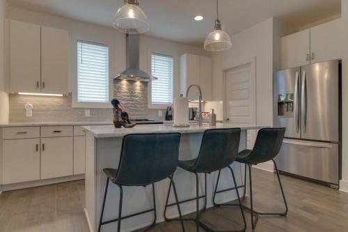 Gathering Place 542