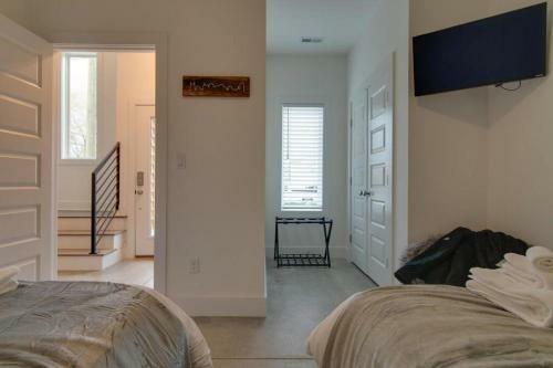 Gathering Place 542