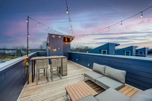 The Honky Tonk At Lyric