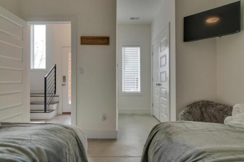 Gathering Place 536