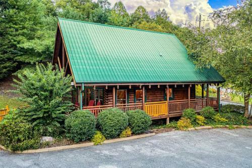 Bear Down With Hot Tub, Pool Table, Arcade Games