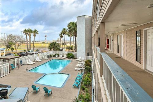 Apartamento Corpus Christi Beach Condo With Community Pool!