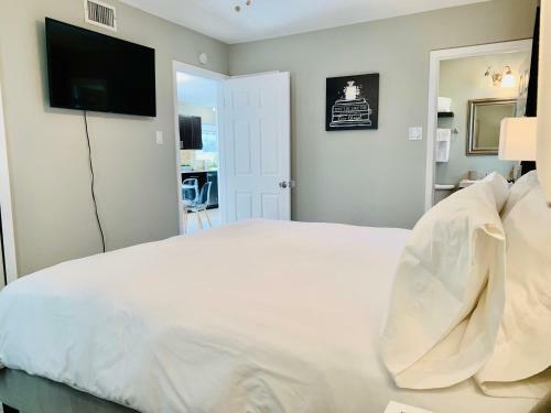 Hostal Blue-door @maywood - Modern Spaces