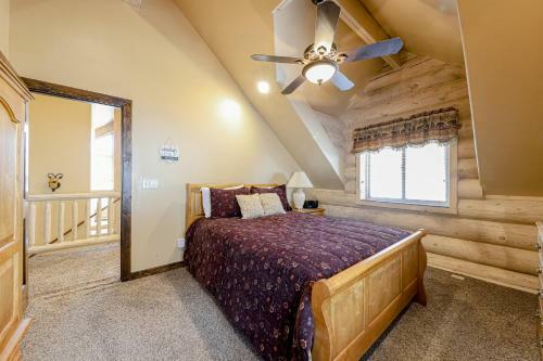 Stone's Throw Cabin