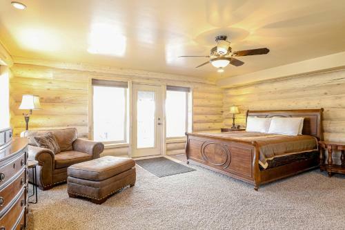 Stone's Throw Cabin