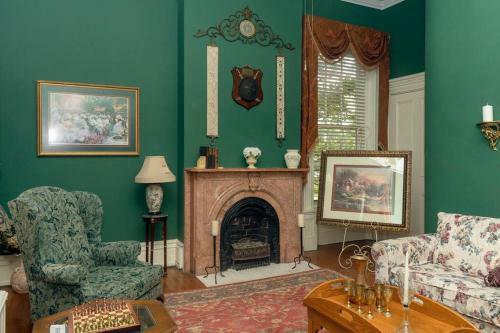 Experience The Lincoln Home