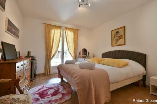 Villa Azur Story