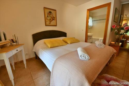 Villa Azur Story