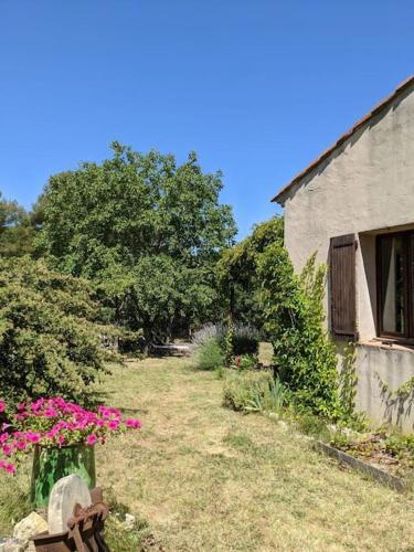 Villa Belle Maison Vue Ste Victoire Sur 2 Ha De Terrain