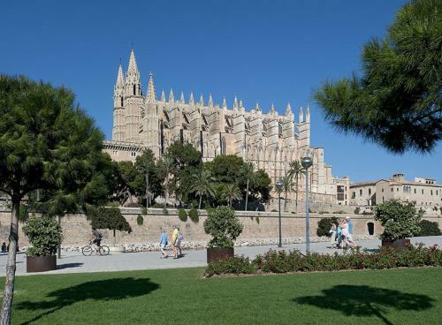 Villa Son Repos - 10 Min Walk To The Old Town