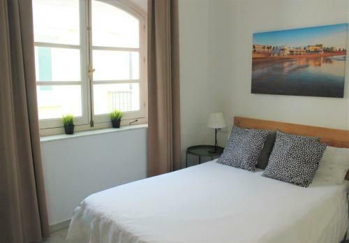 Cadiz Inn Suites & Apartments