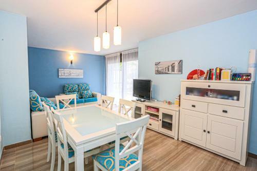 Apartamento Esquirol Litoral - Only Families